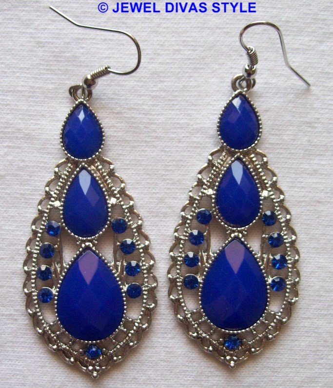Lovisa blue earrings